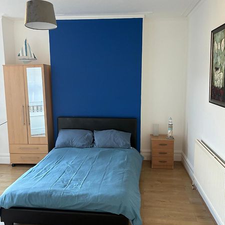 Pure Edge Beach Guest House With Sea View Herne Bay Extérieur photo